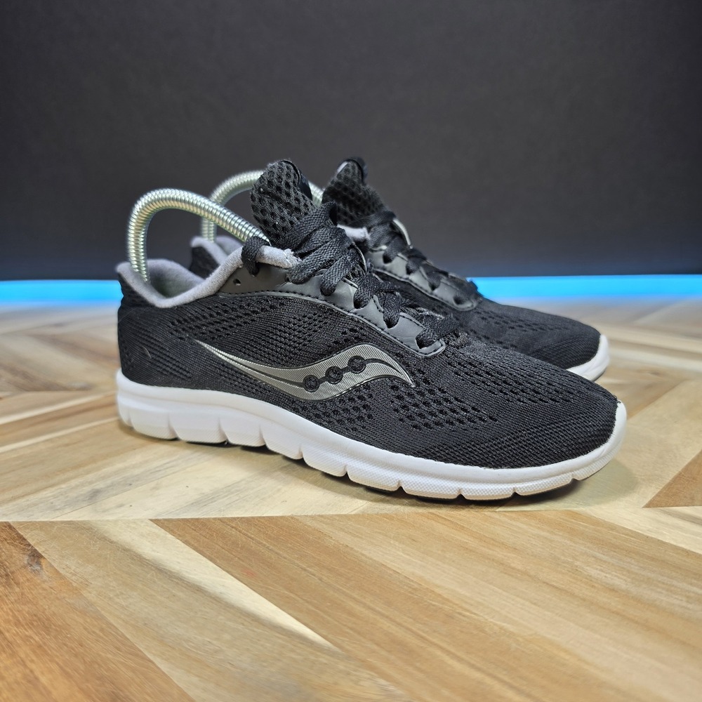 Saucony Grid Ideal Women 7.5 S15269-20 Black Gray Running Shoes Form2U 2019